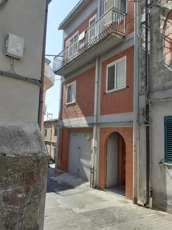 Holiday home Benvenuti Alla Red House Dei Nebrodi Cesaro